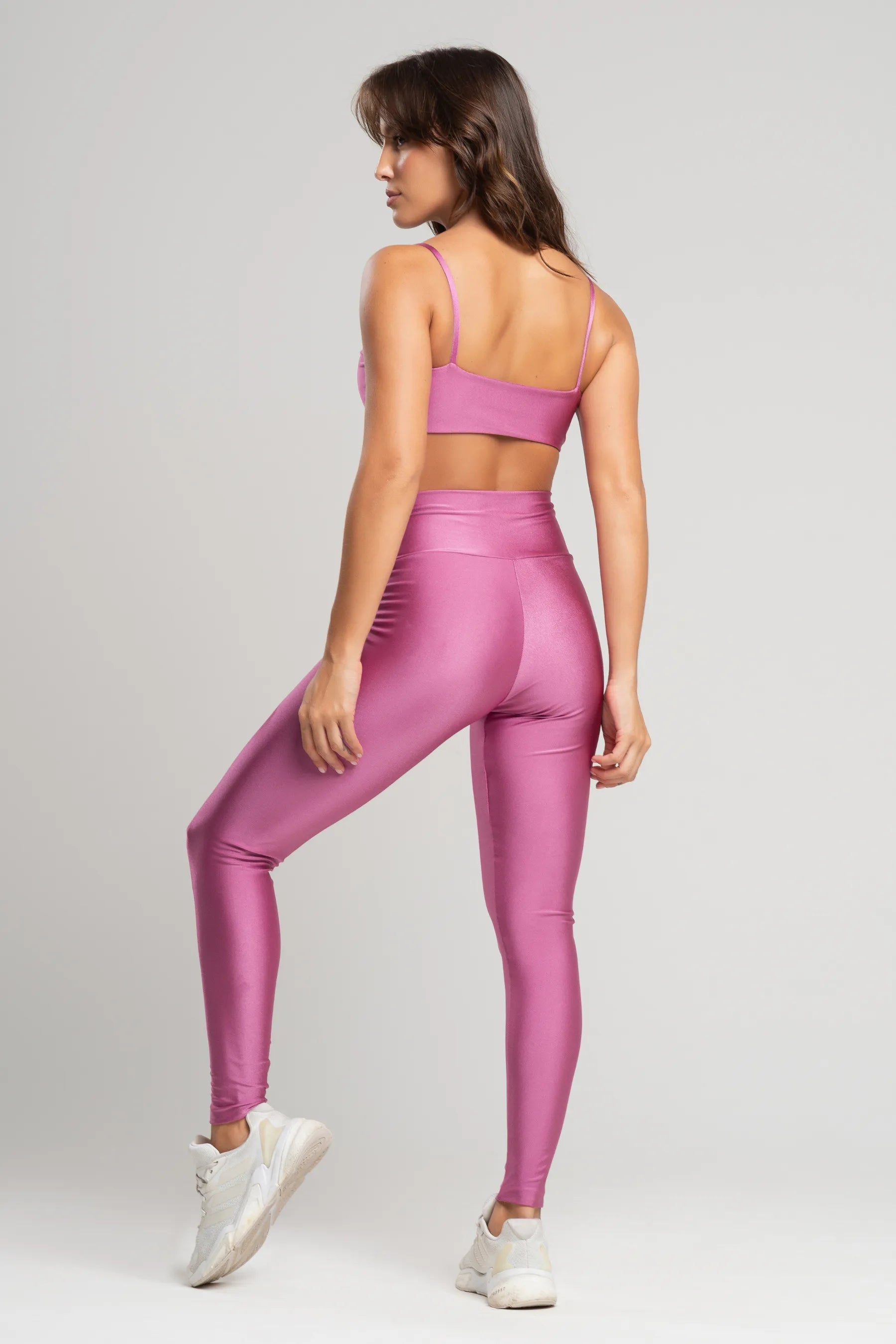 Conjunto fitness feminino essence com top e legging lírio rosa para academia