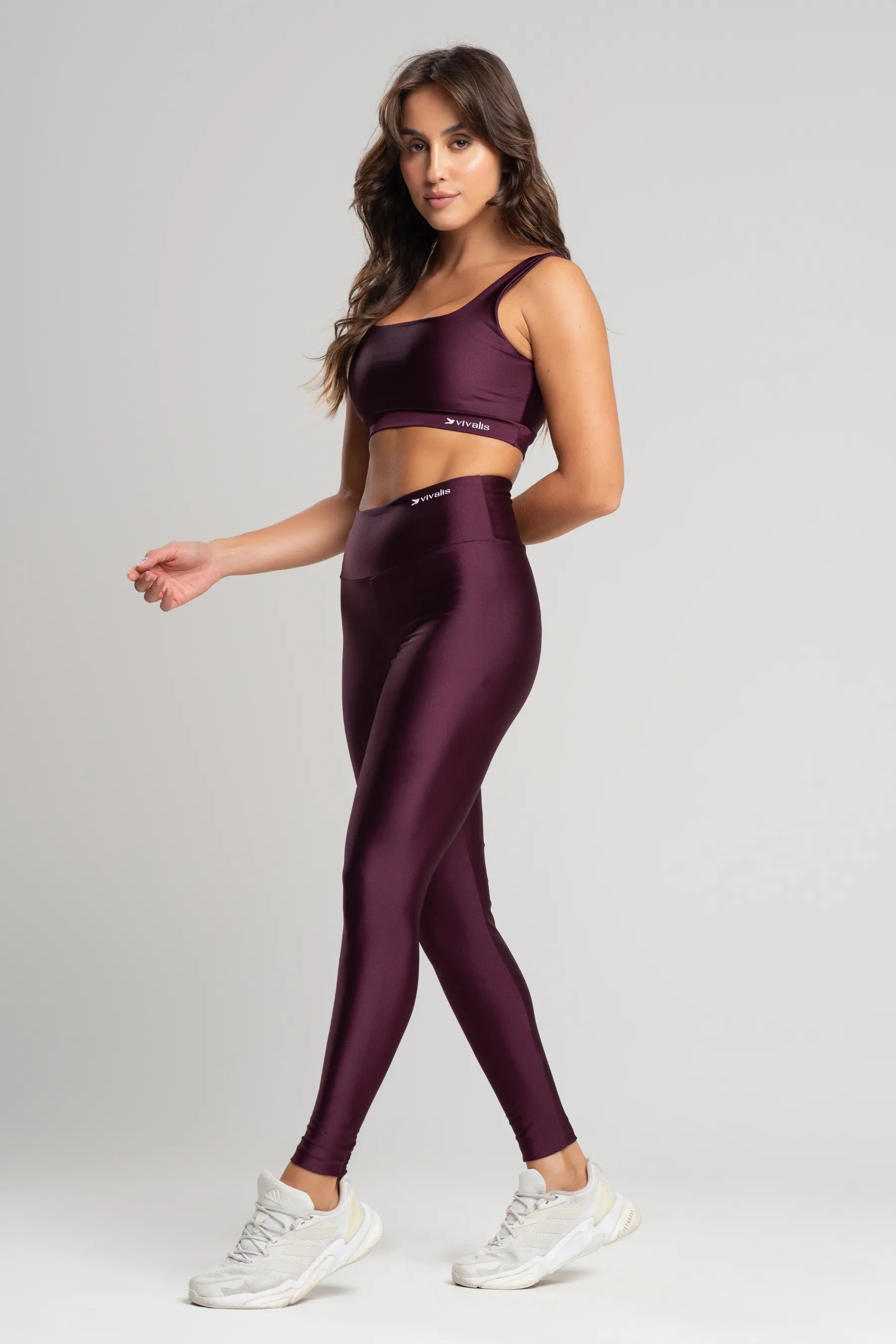 Conjunto fitness feminino balance com top e legging ameixa para academia
