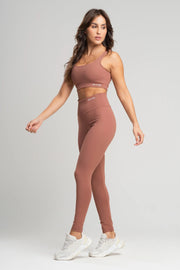 Conjunto fitness feminino balance com top e legging mocha mousse para academia