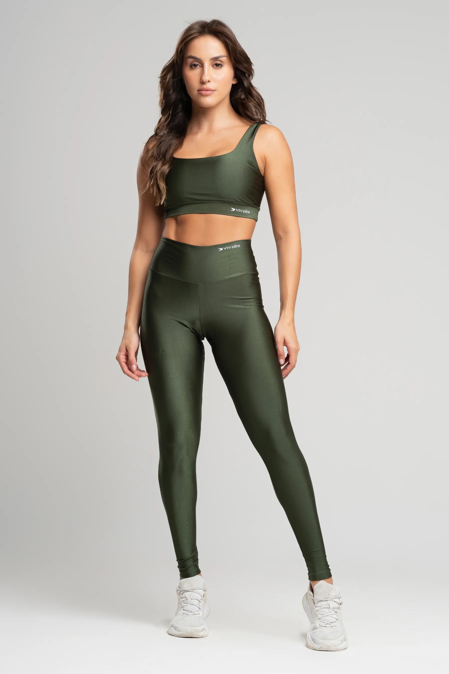 Conjunto fitness feminino balance com top e legging verde cacto para academia