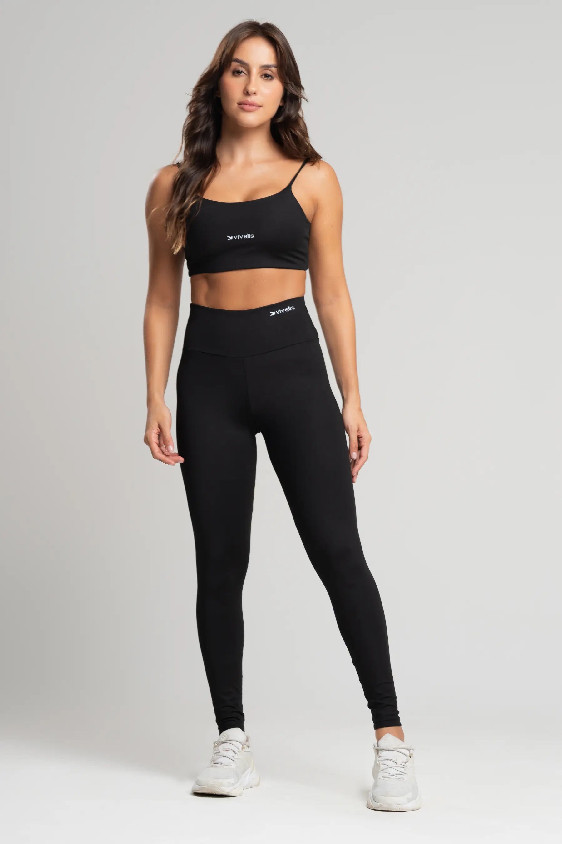 Conjunto fitness feminino essence com top e legging preto para academia