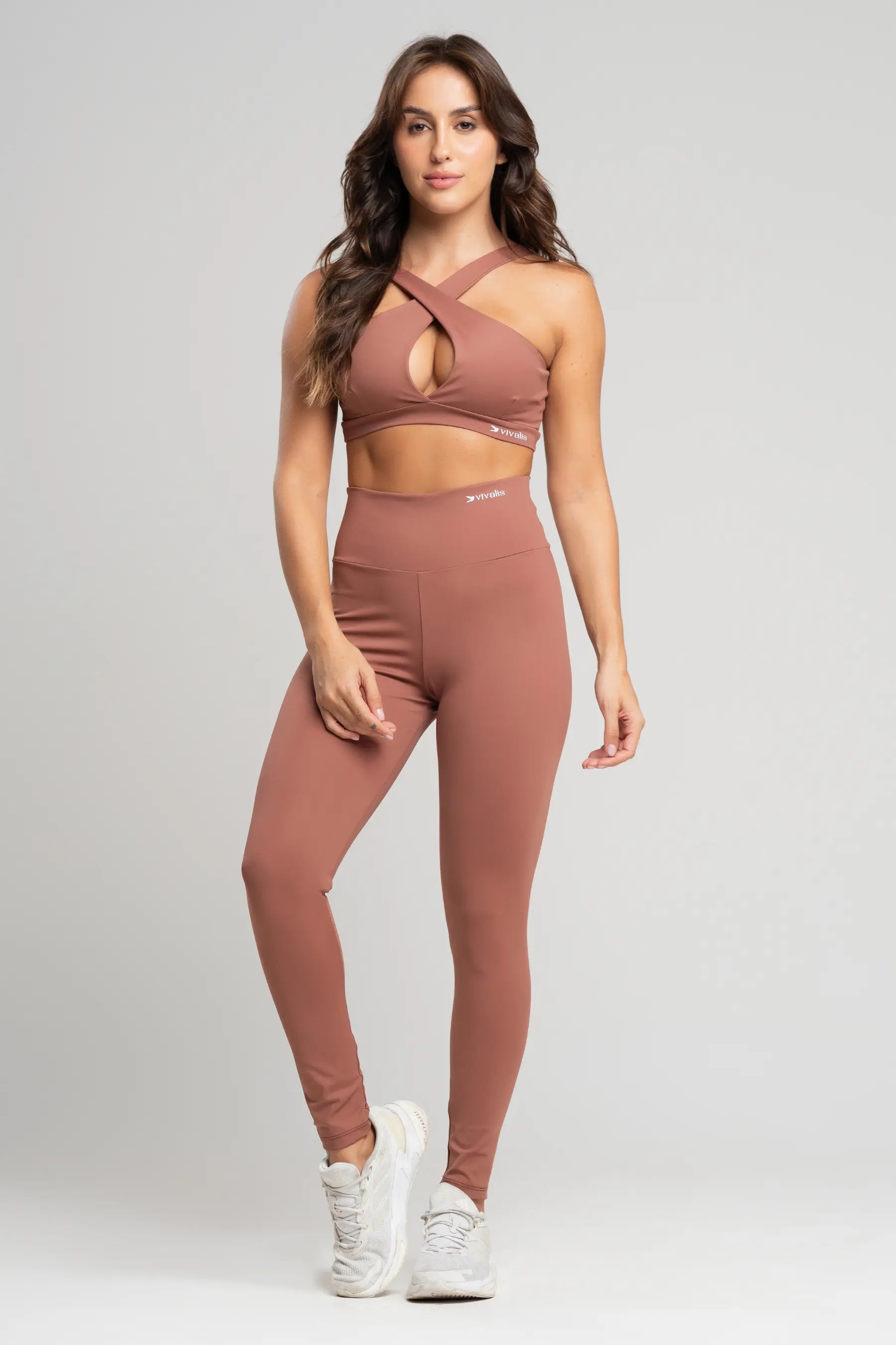 Conjunto fitness feminino flow com top e legging mocha mousse para academia