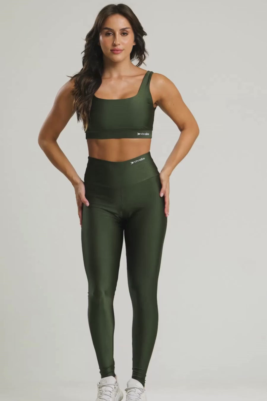 Conjunto fitness feminino balance com top e legging verde cacto para academia